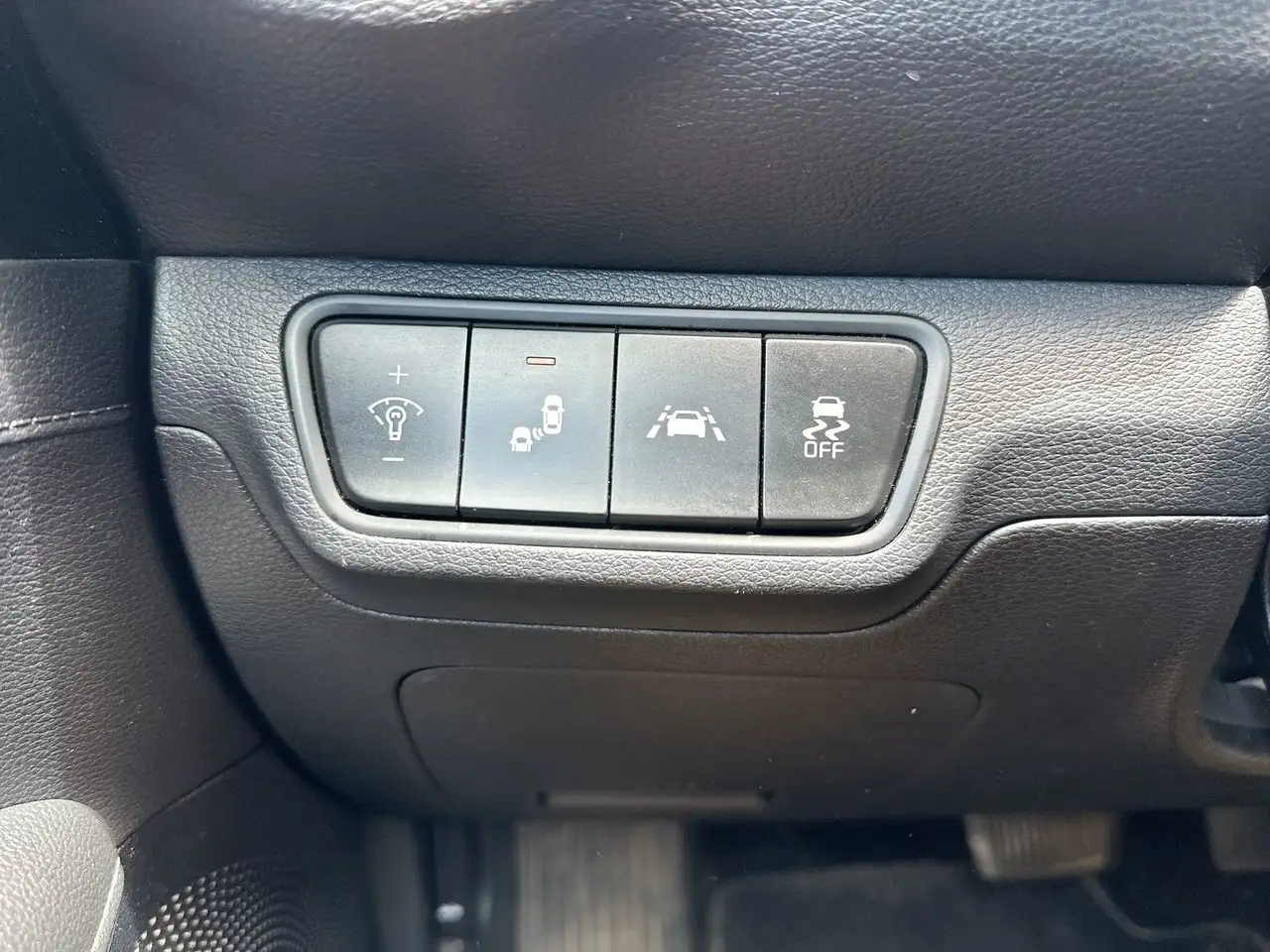 Kia Forte снимка Kia Forte