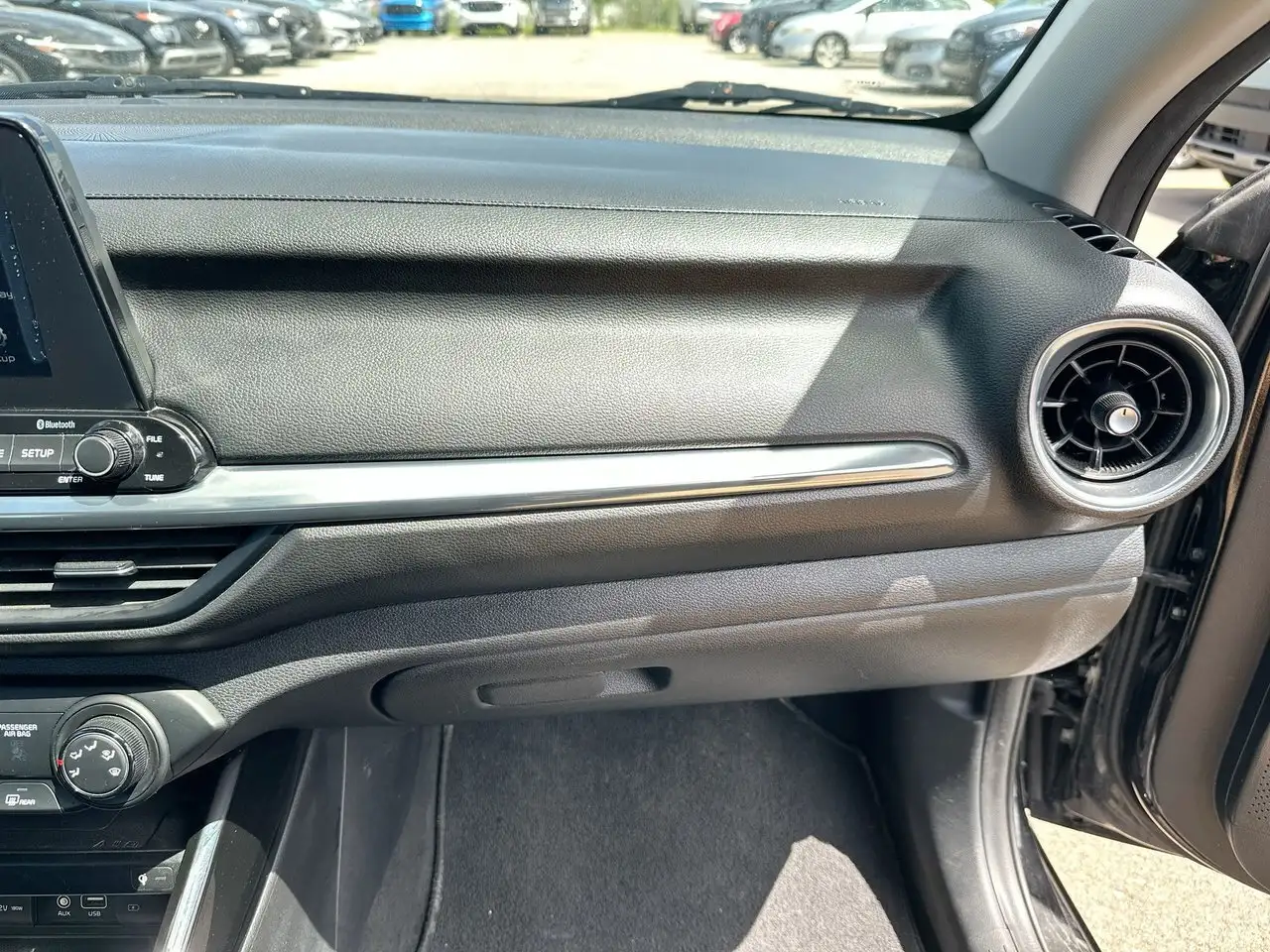 Kia Forte снимка Kia Forte