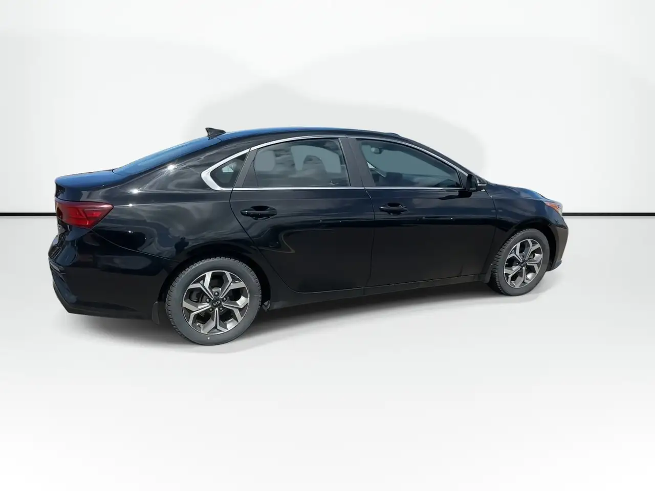 Kia Forte снимка Kia Forte