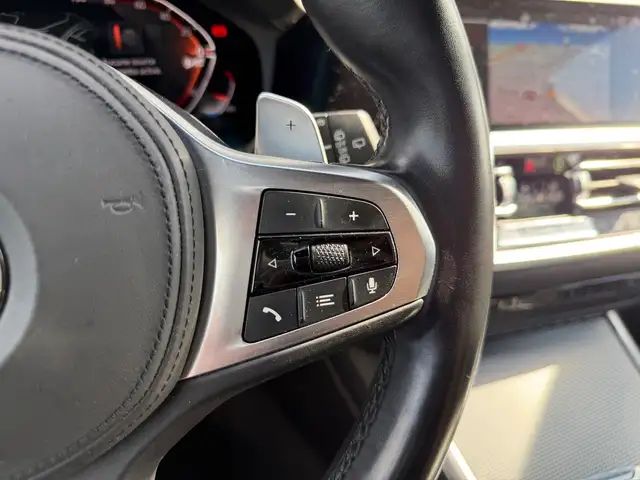 BMW 3 Series view 9