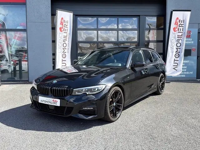 BMW 3 Series view 3