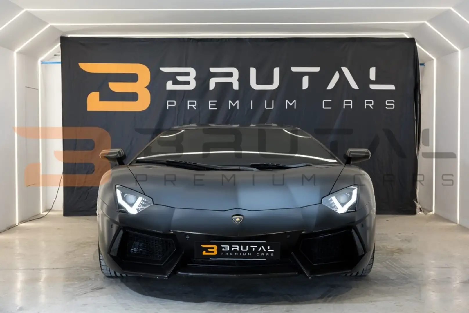 Lamborghini Aventador LP700 6.5 V12 Negro - 2