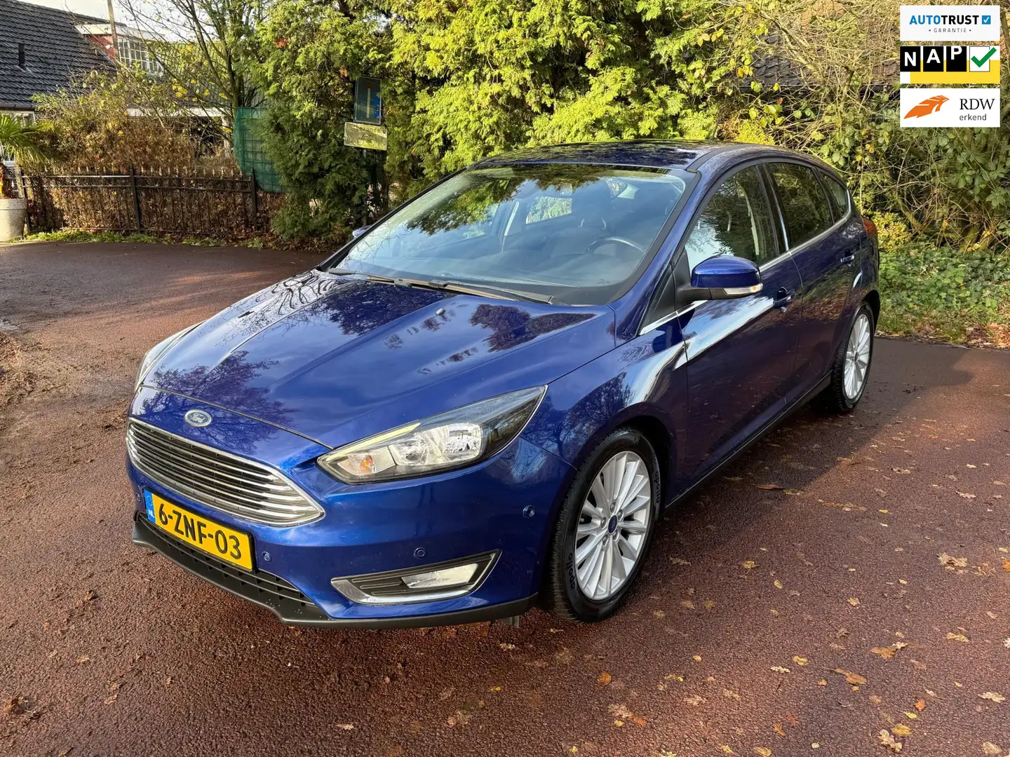Ford Focus 1.0 First Edition / Navi / Airco / PDC / Lm / Led Azul - 1