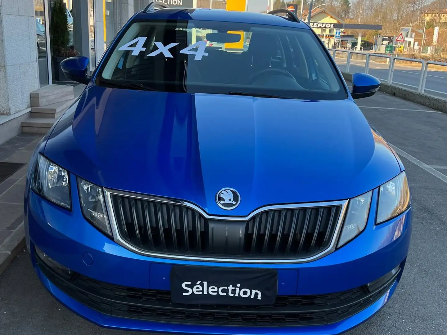 Skoda Octavia Octavia Wagon 2.0 tdi Executive 4x4 150cv dsg Blu/Azzurro - 2