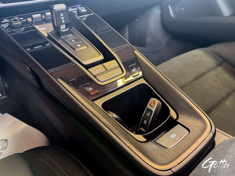 Photo du véhicule Porsche 992