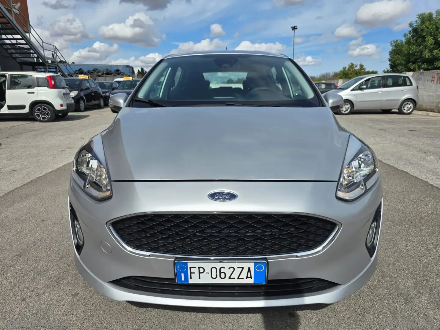 Ford Fiesta 1.5 TDCi 5p. Titanium Argent - 2