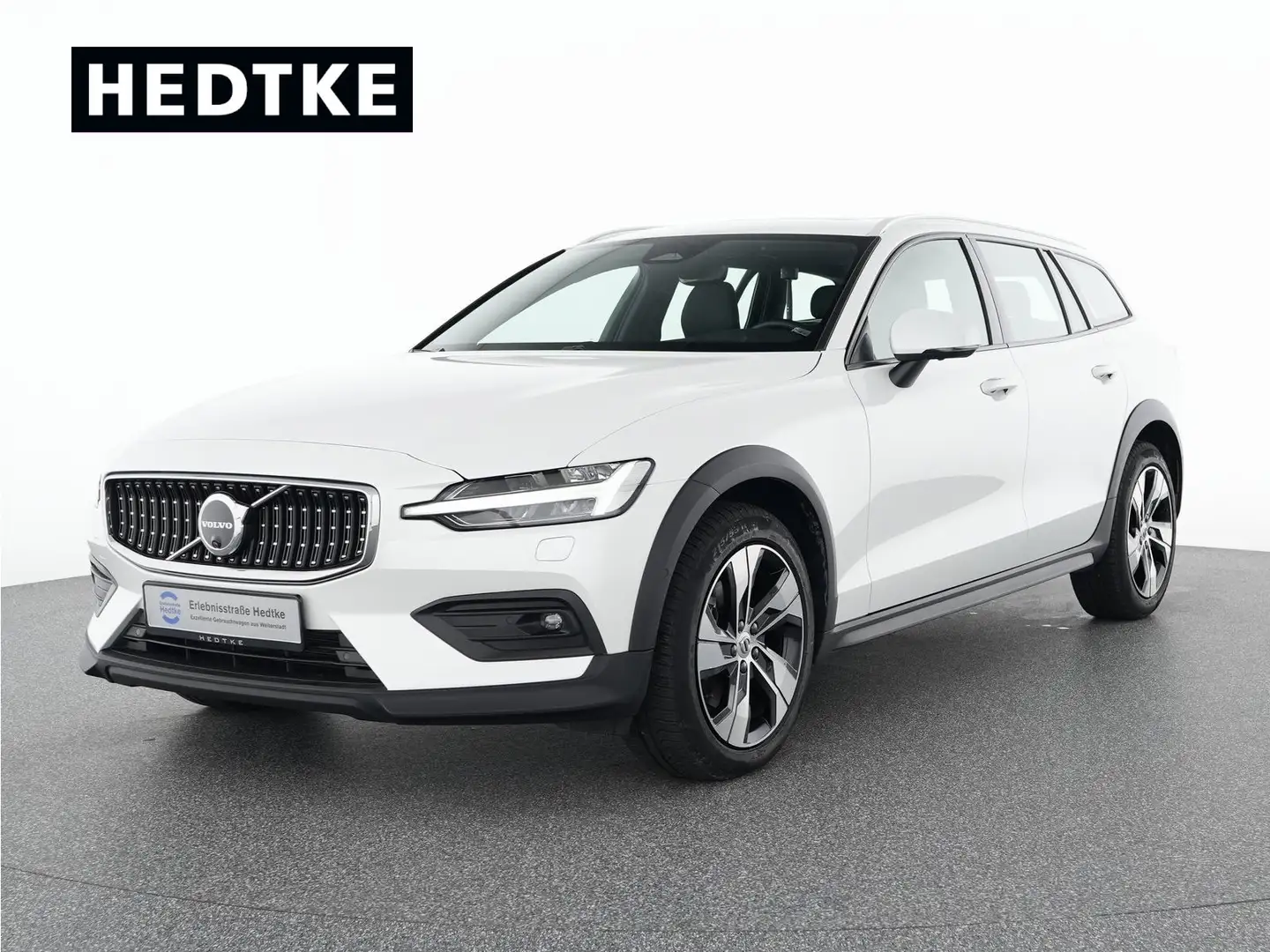Volvo V60 Cross Country B4 AWD Plus 18"+VOLL-LED+PANO Weiß - 1