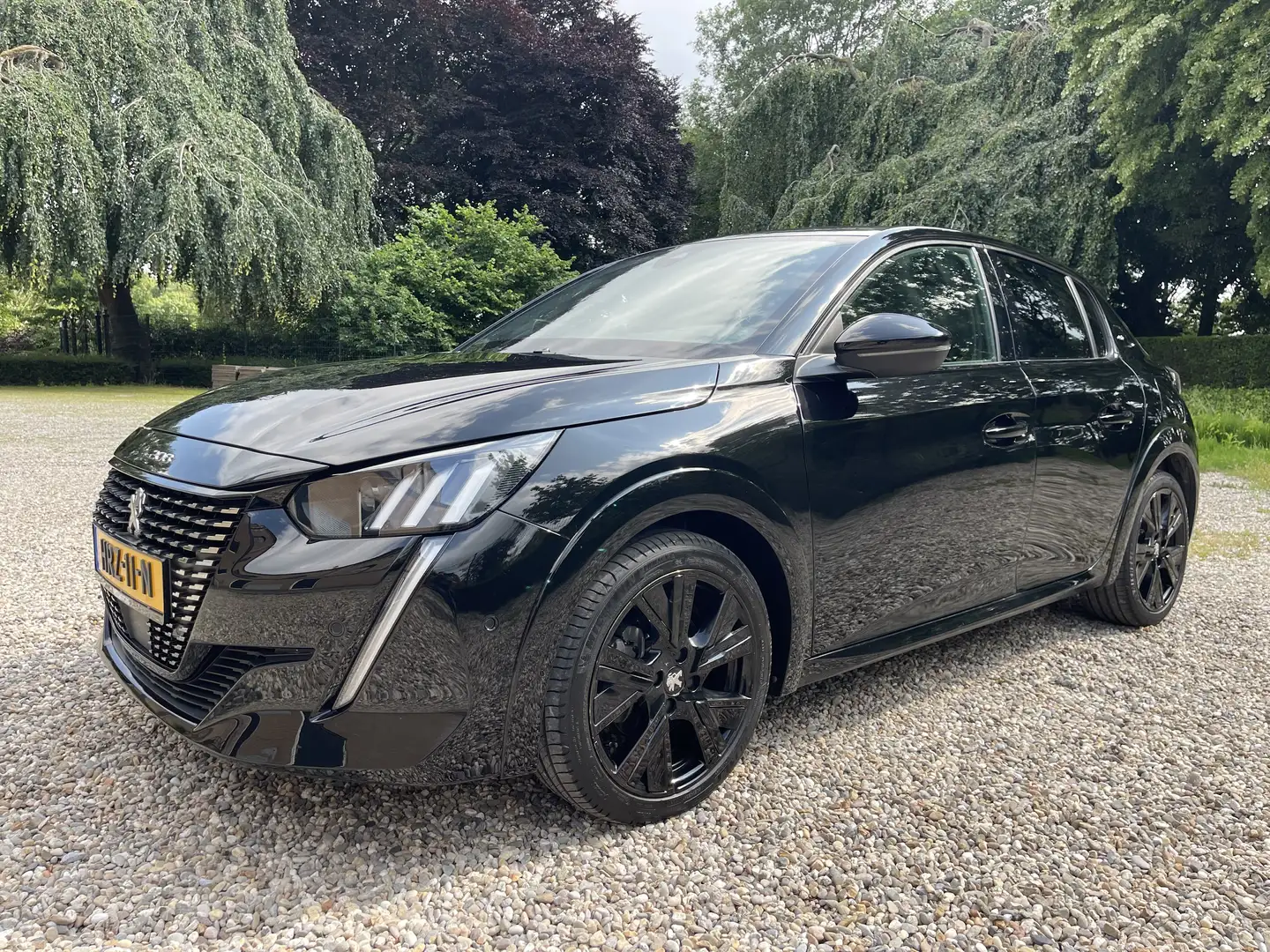 Peugeot 208 PureTech 130 EAT8 GT - 1