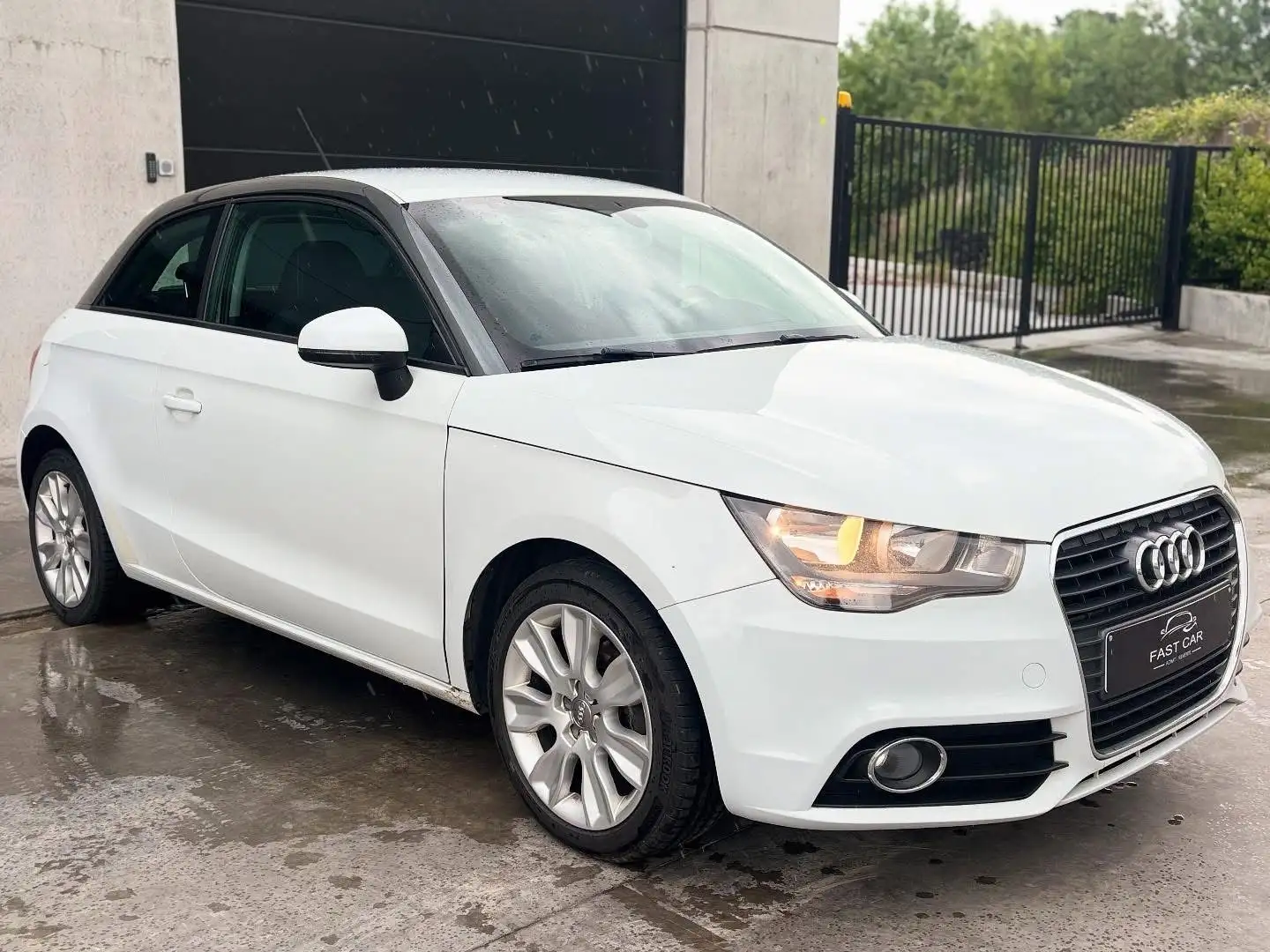 Audi A1 A1 1.6 TDi Ambition Blanco - 2