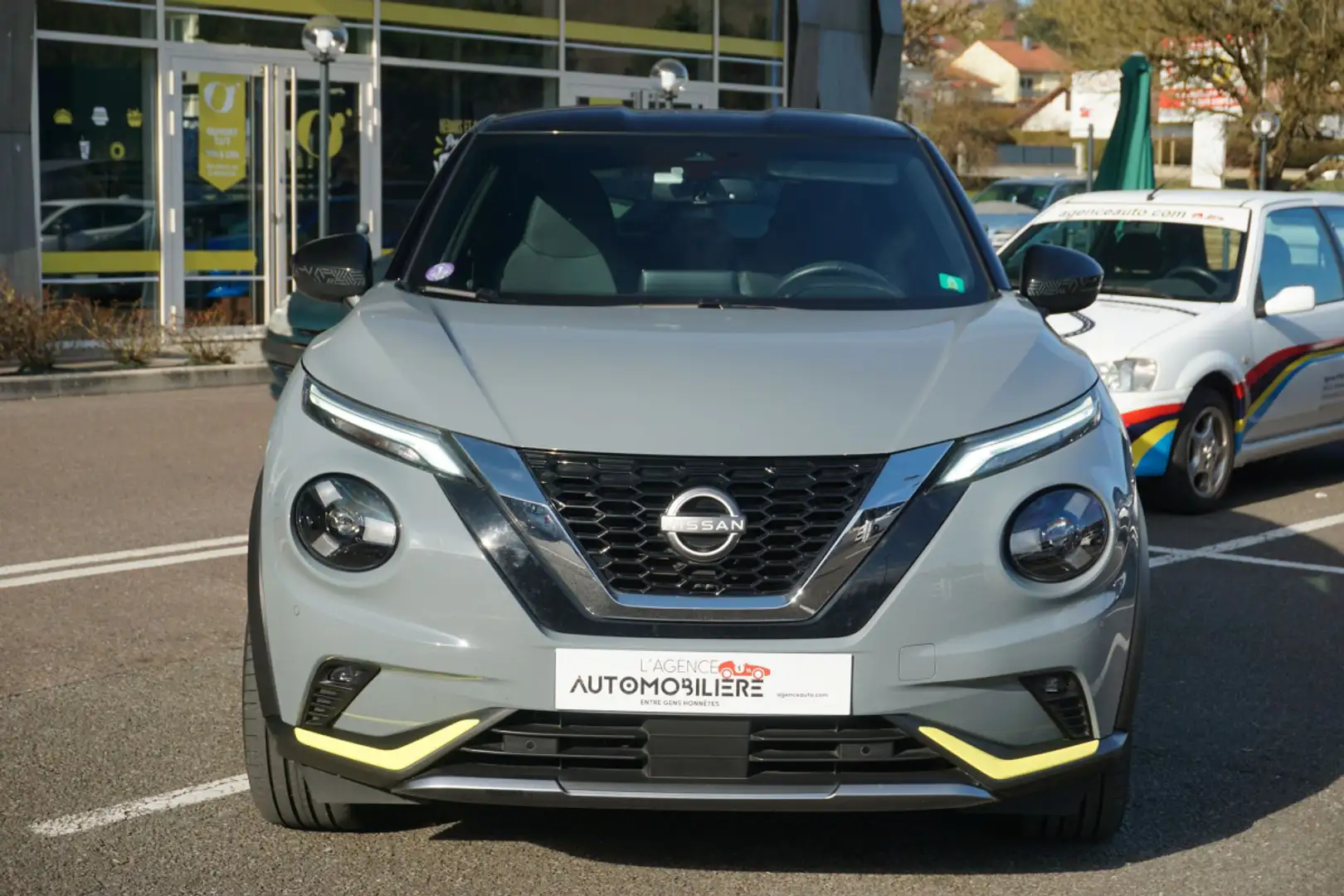 Nissan Juke 1.0 DIG-T 114 Série Limitée KIIRO 2022 Grau - 2