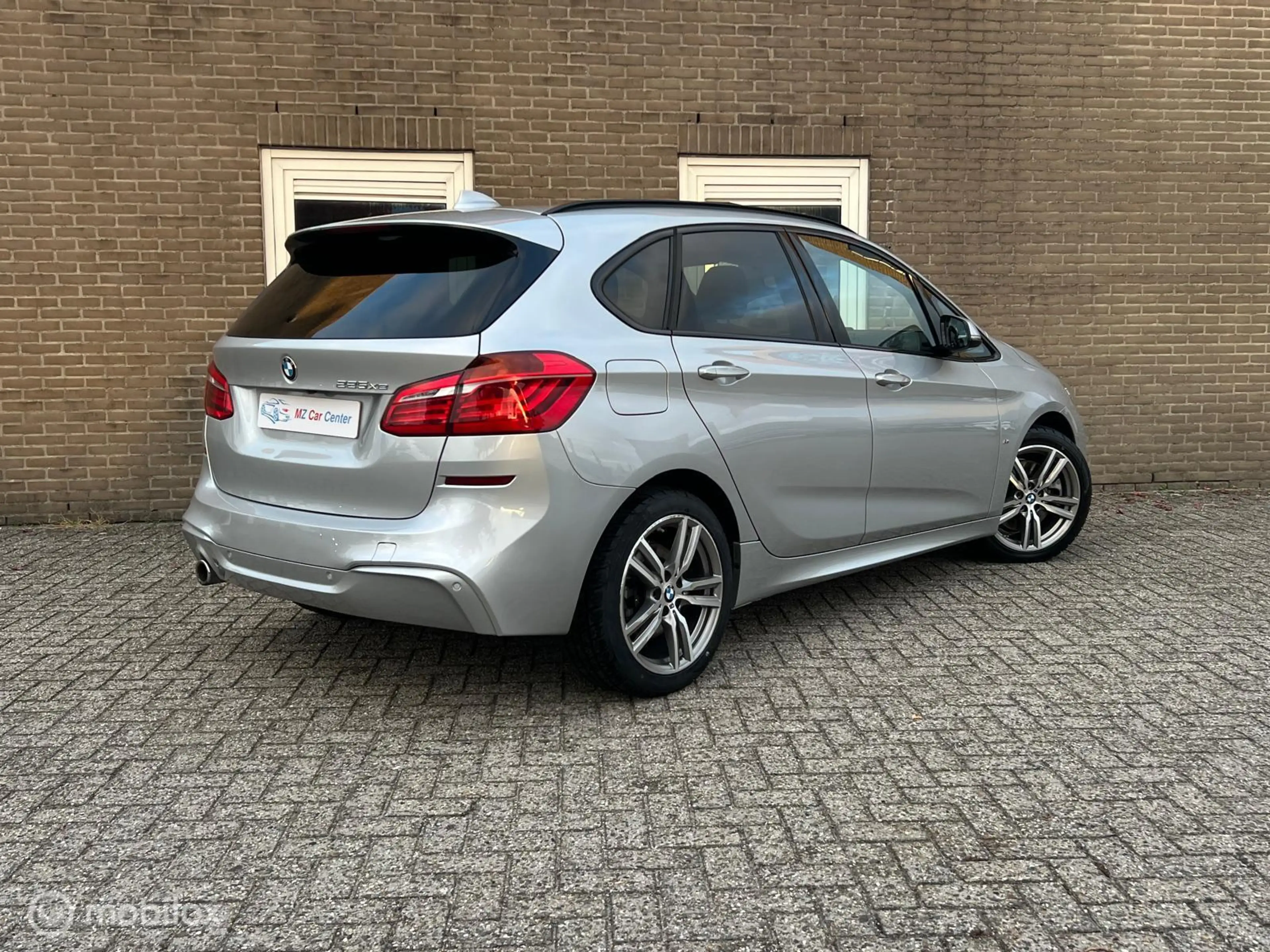 BMW 225 2-serie Active Tourer 225xe iPerformance Executive — photo 13
