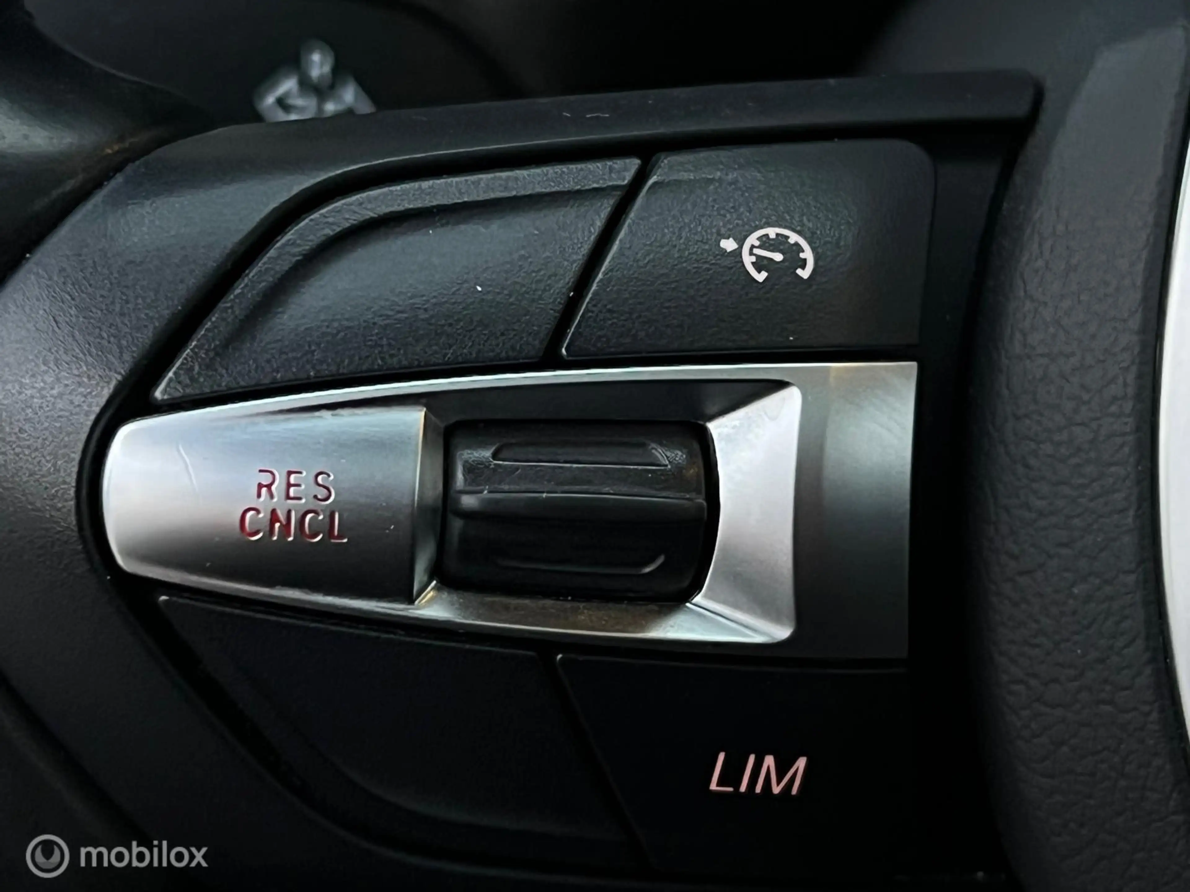 BMW 225 2-serie Active Tourer 225xe iPerformance Executive — photo 9