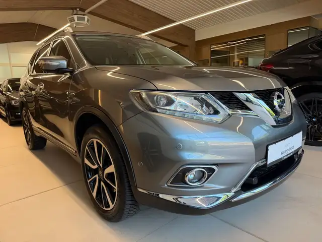 Nissan X-Trail Tekna * LED * Navi * Automatik * Pano *