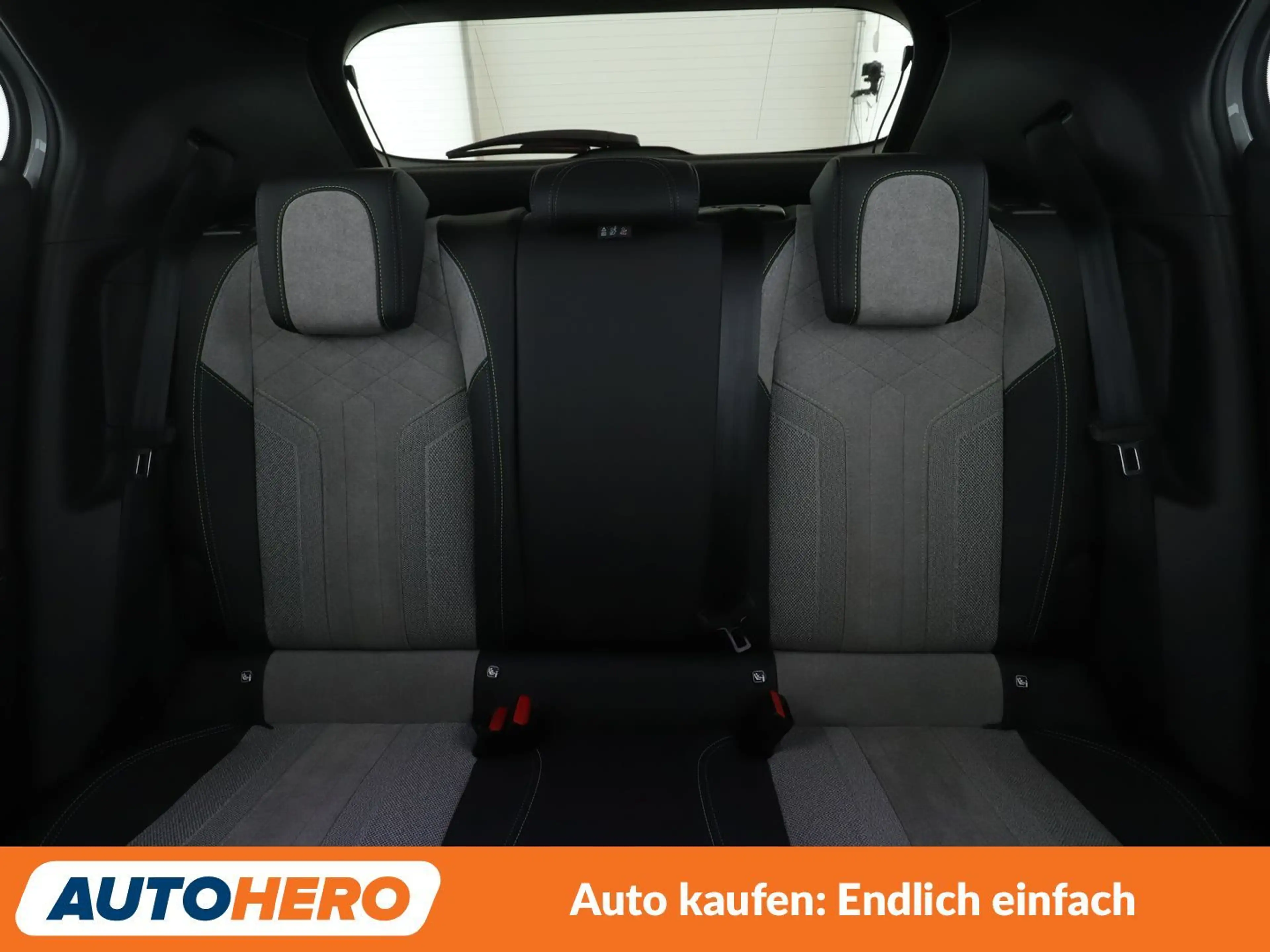 Peugeot e-2008 electric drive 100 kW GT Pack Aut.*NAVI*LED*SPUR* — photo 15