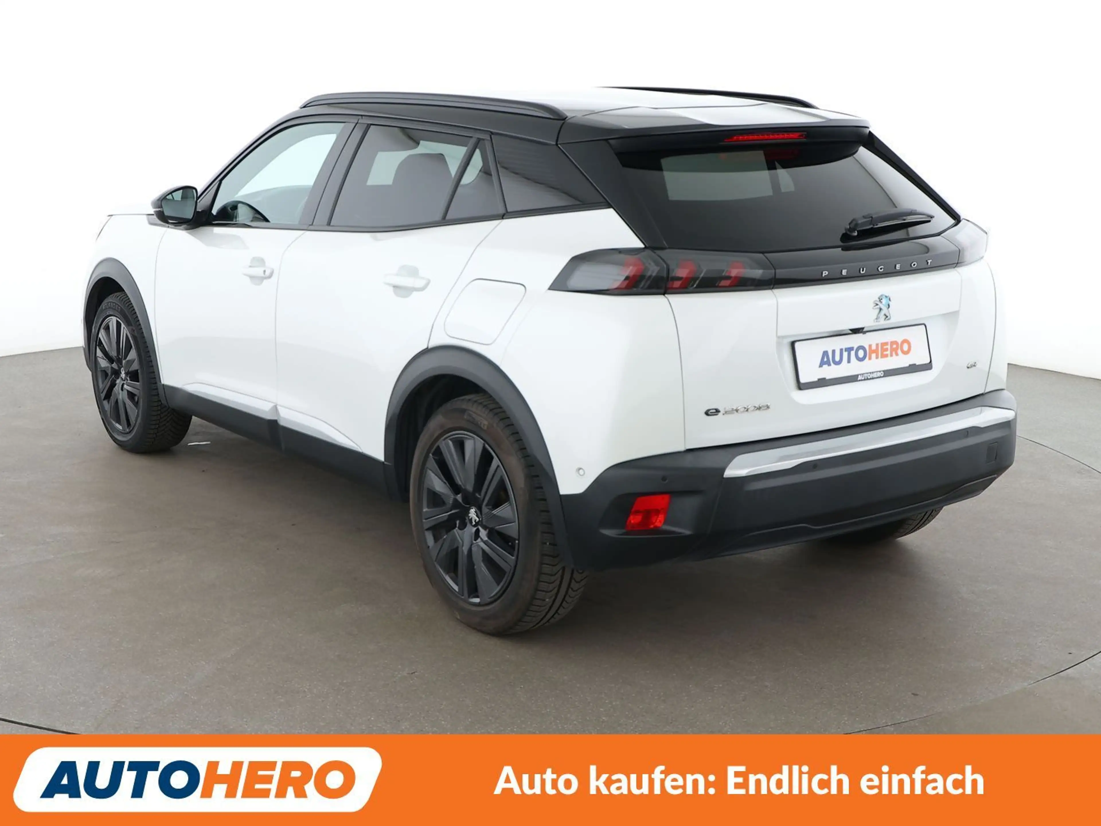 Peugeot e-2008 electric drive 100 kW GT Pack Aut.*NAVI*LED*SPUR* — photo 4