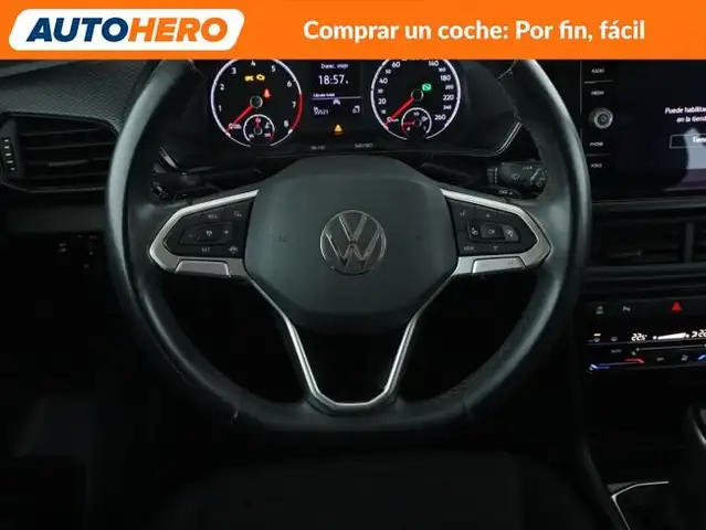 Volkswagen T-Cross view 26