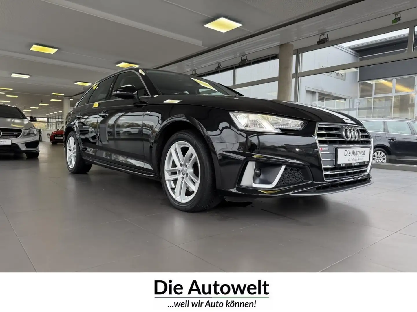 Audi A4 Avant 35 design 2.0 TDI S-tronic S-LINE NAVI Schwarz - 1
