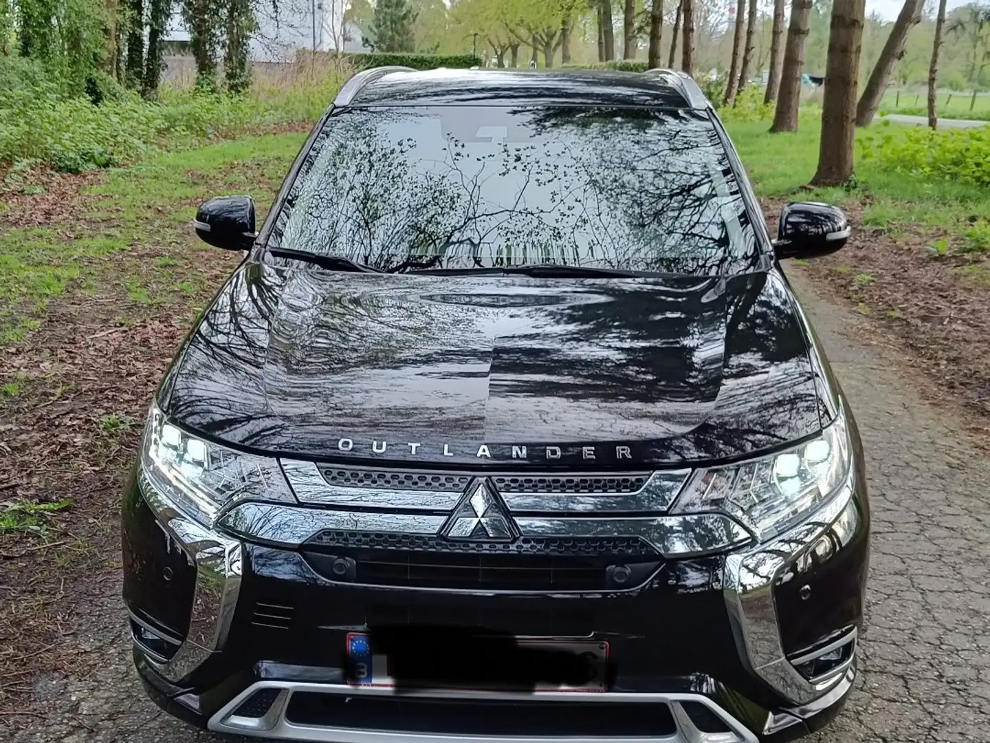 Mitsubishi Outlander 2.4 4WD Plug-In Hybrid Zwart - 2