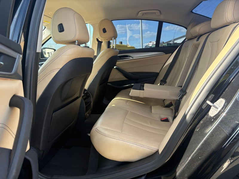 BMW 530 d *LED*Navi*SHZ*PDC*Leder* — photo 12
