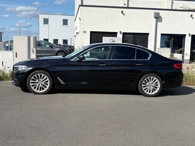 BMW 530 d *LED*Navi*SHZ*PDC*Leder* — photo 10