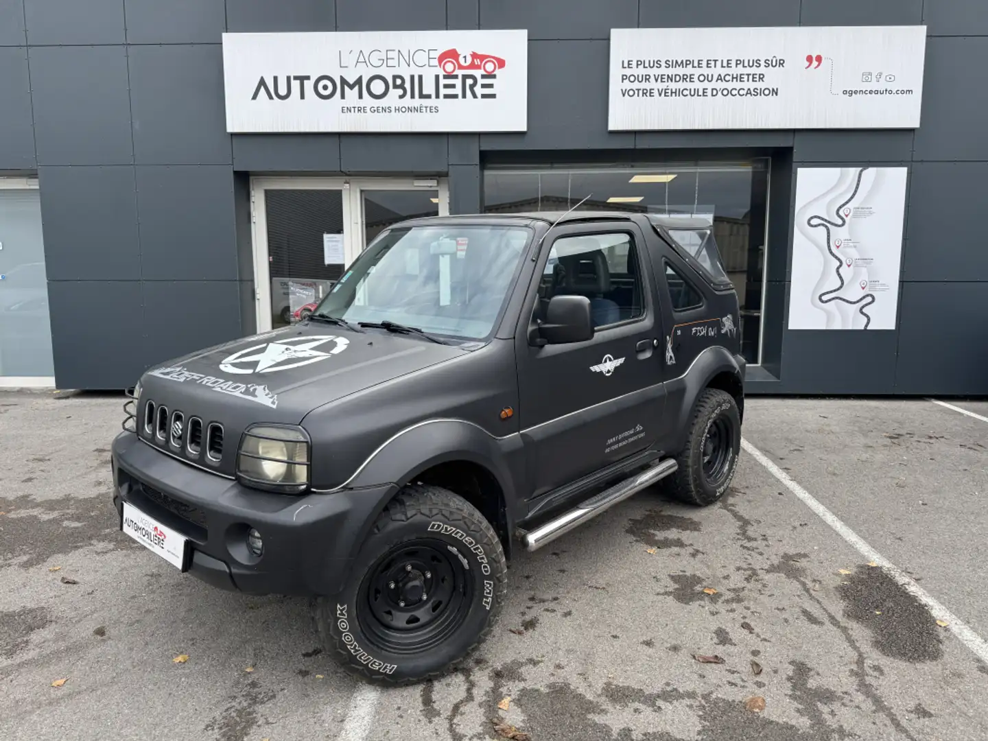 Suzuki Jimny Oxbow cabriolet 1.3l 16v 80ch Noir - 1