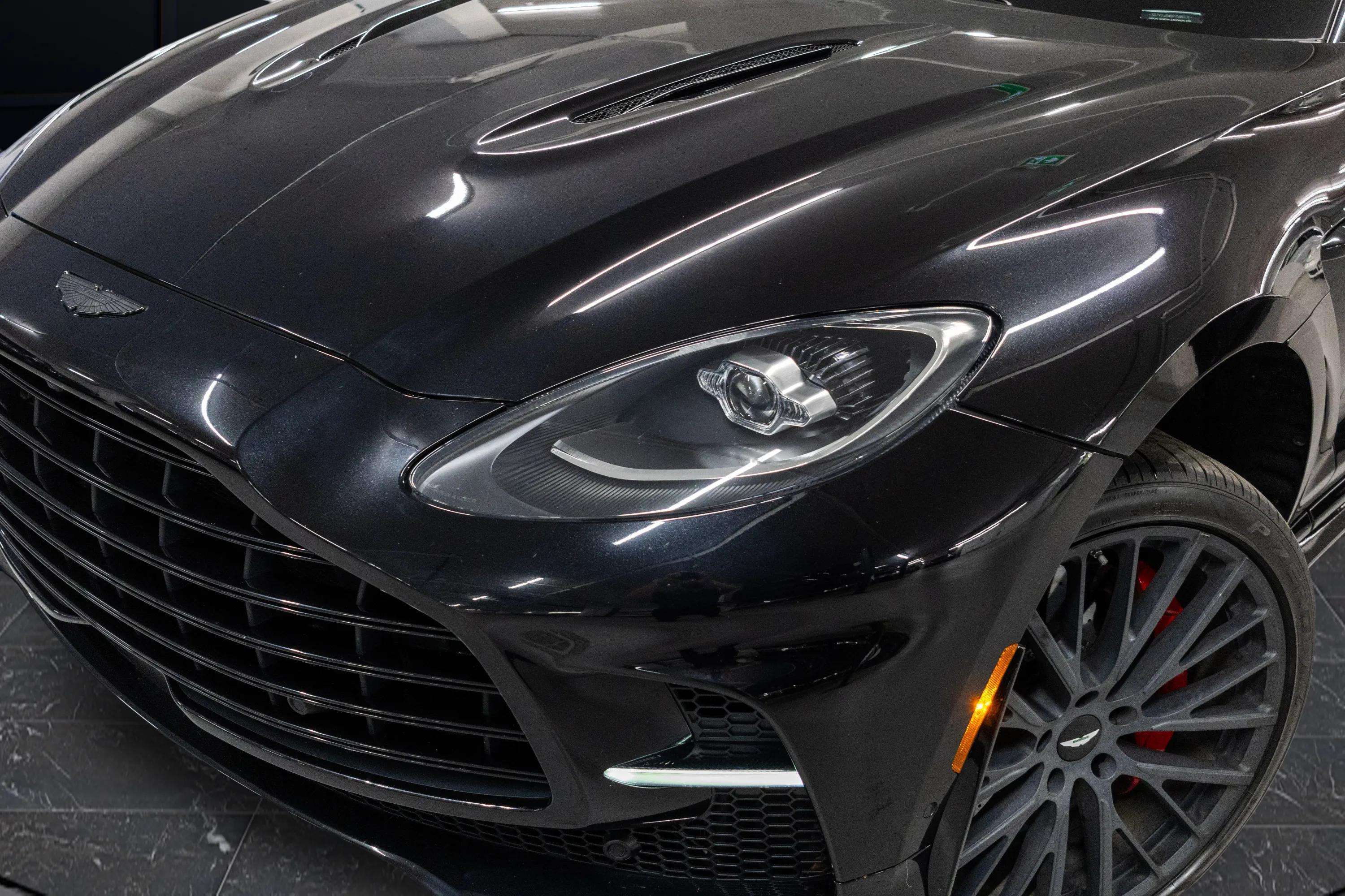 2023 Aston Martin DBX