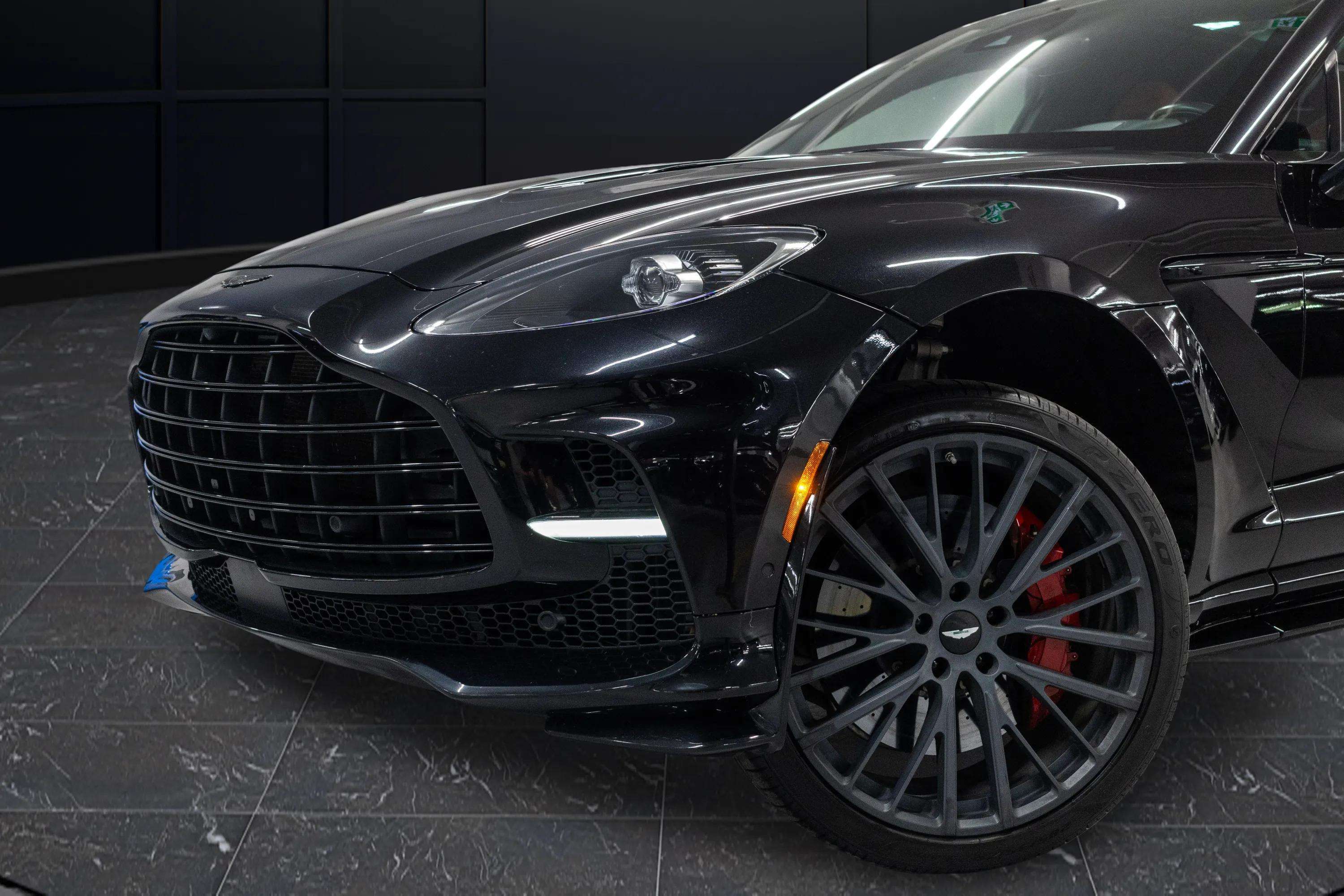 2023 Aston Martin DBX