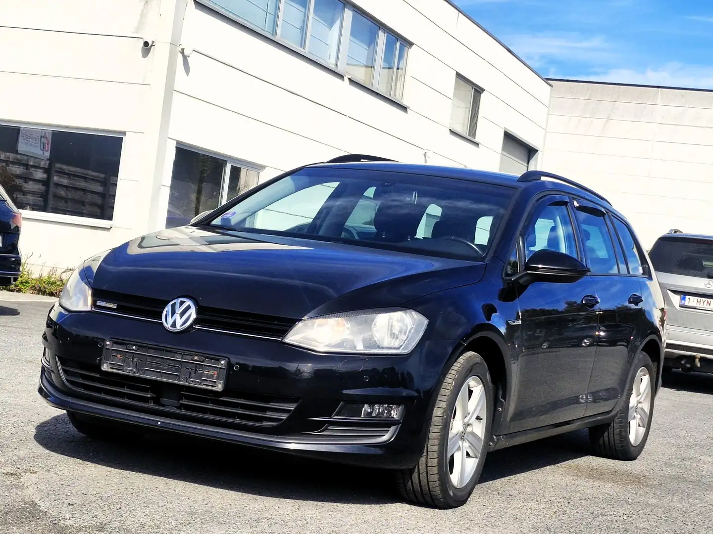 Volkswagen Golf Variant 1.2 TSI AUTOMAAT DSG ZETELVERWARMING NAVIGATIE Schwarz - 1