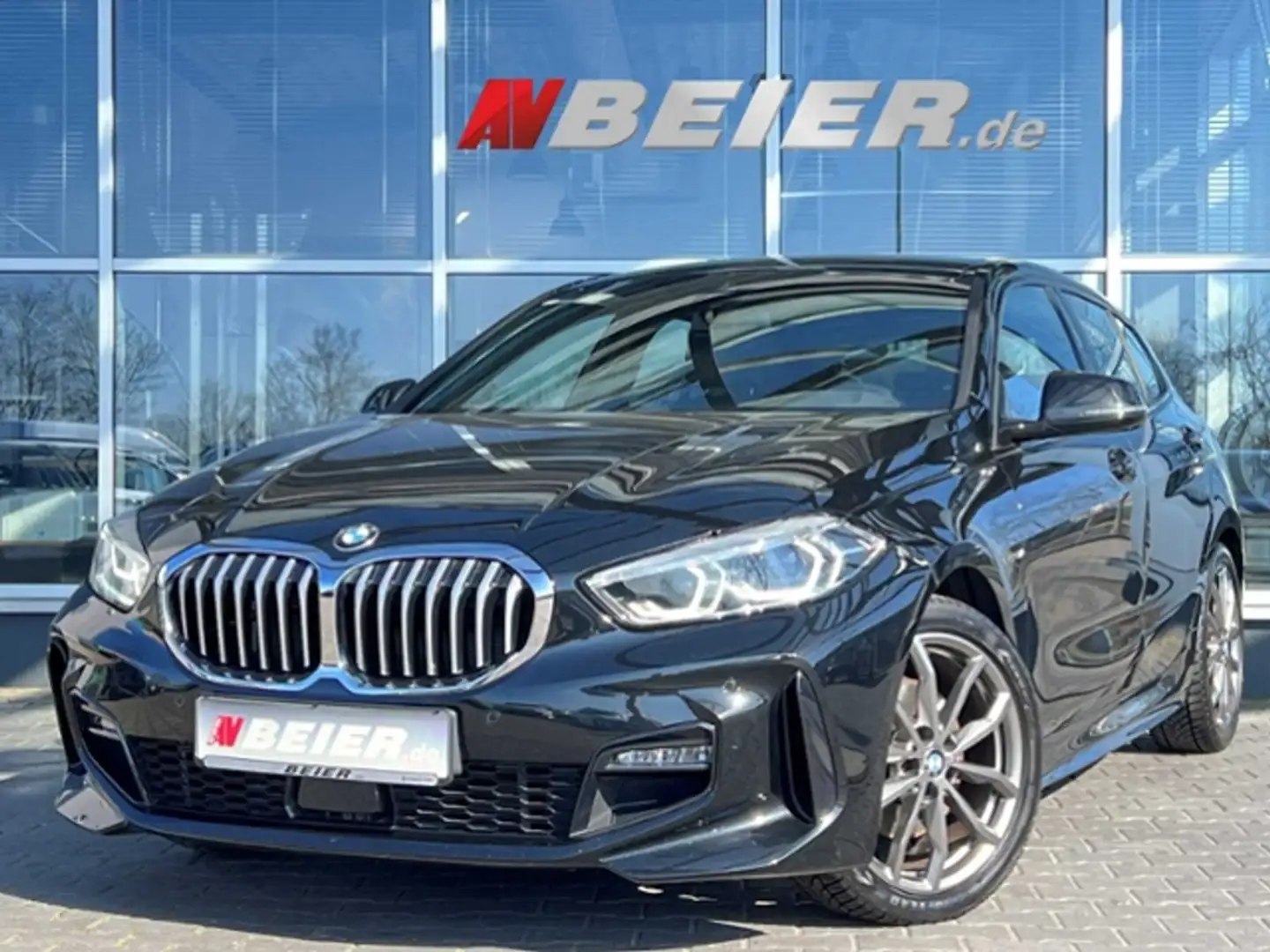 BMW 118 i M SportLenkradheiz. HiFi FernlichtAssi el.Heckk Schwarz - 1