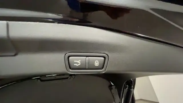 Alfa Romeo Stelvio view 20