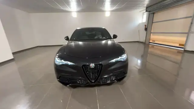 Alfa Romeo Stelvio view 2