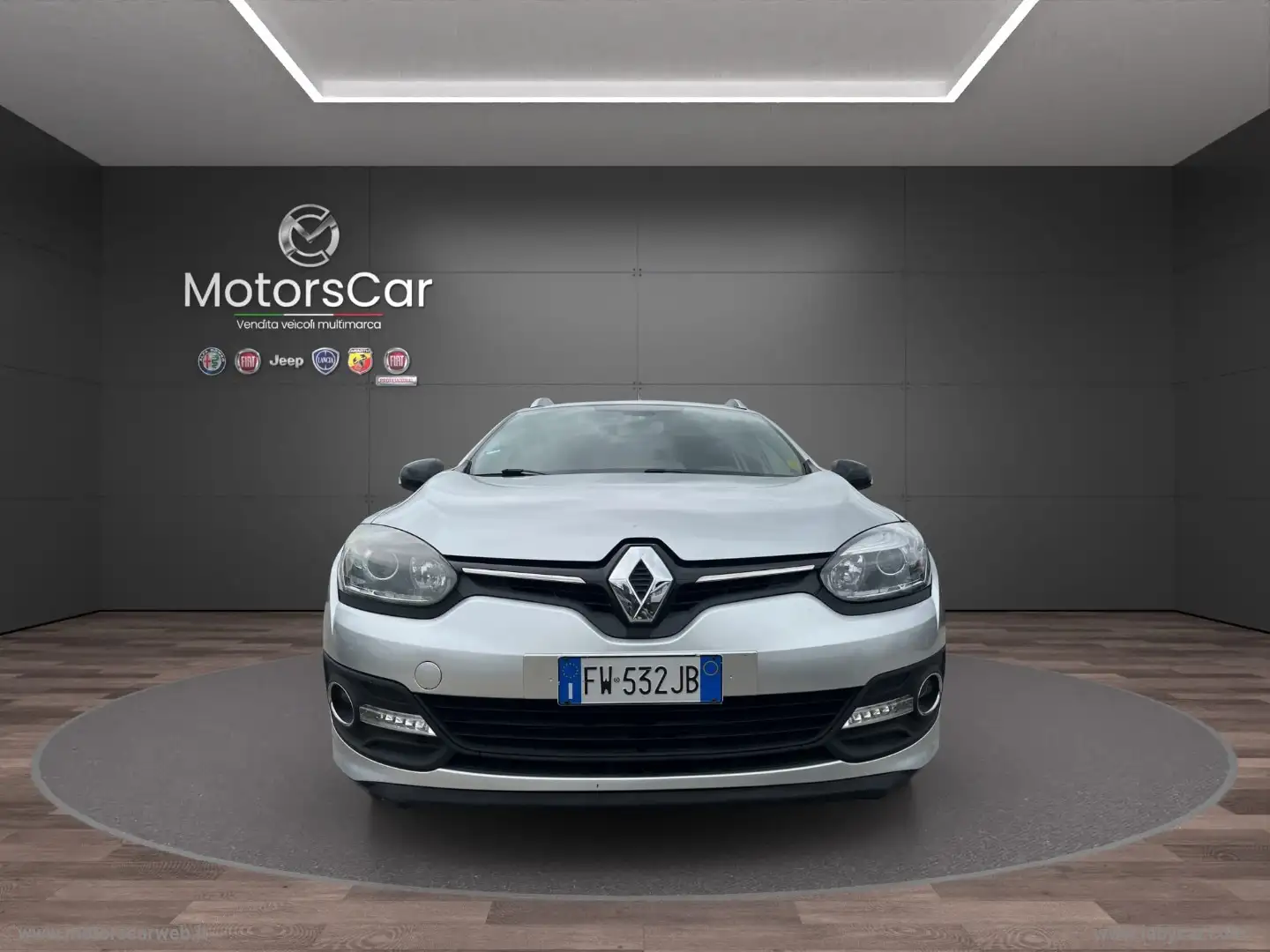 Renault Megane Sporter dCi 8V 110 CV Energy Int. Gris - 2