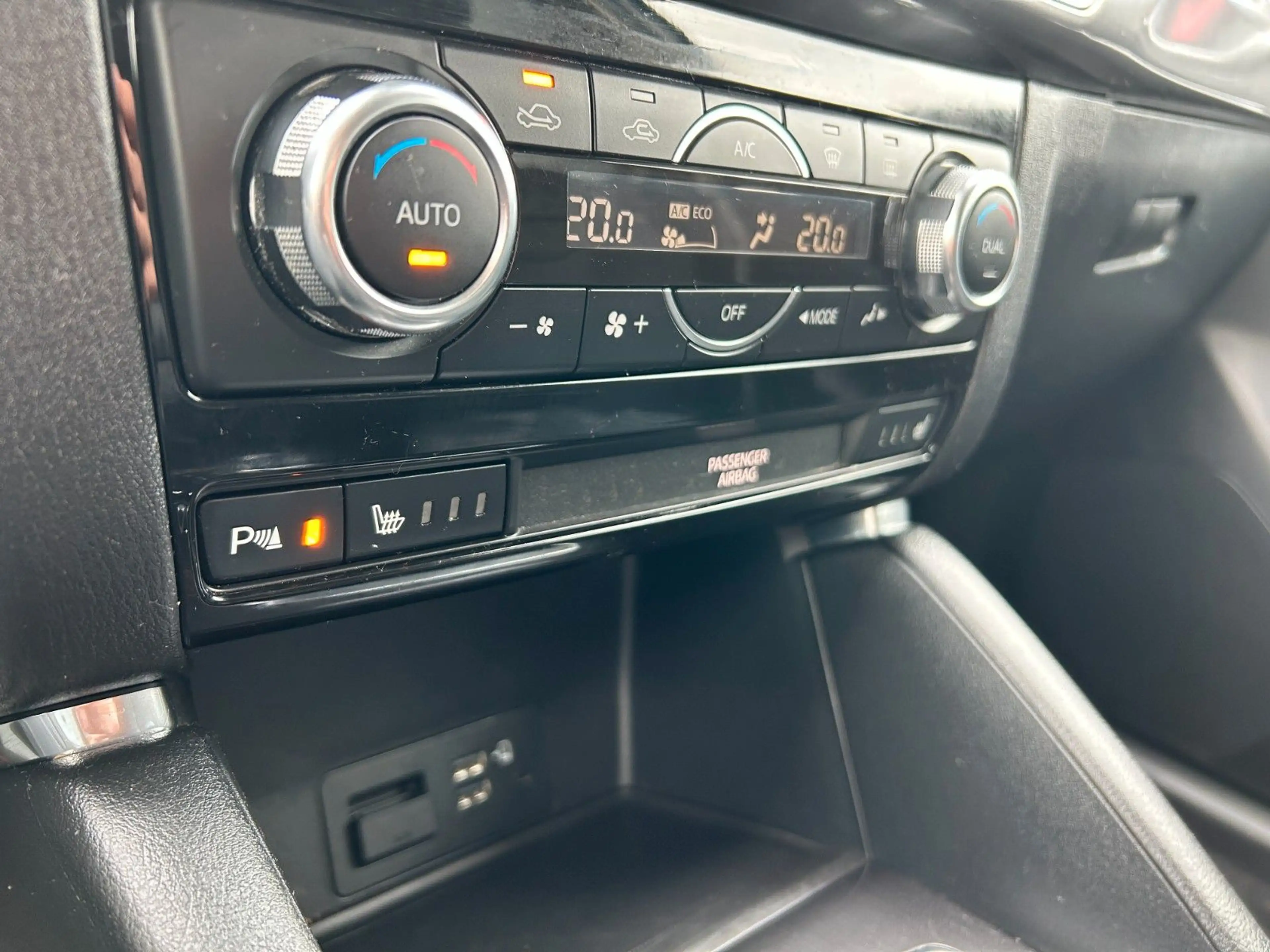 Mazda CX-5 Exclusive-Line 2.0 2WD Navi Kamera — photo 27