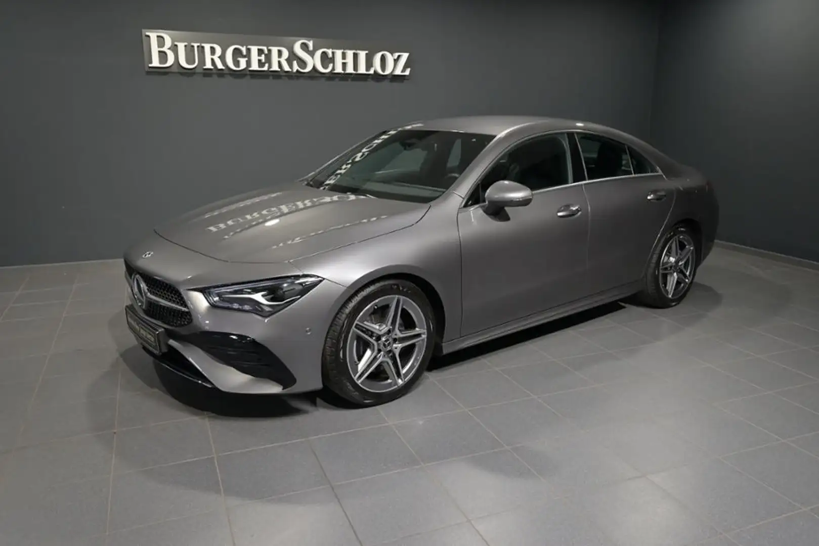 Mercedes-Benz CLA 200 Coupé AMG/KAMERA/LED/KEYLESS/TOTW/SHZ Grau - 1