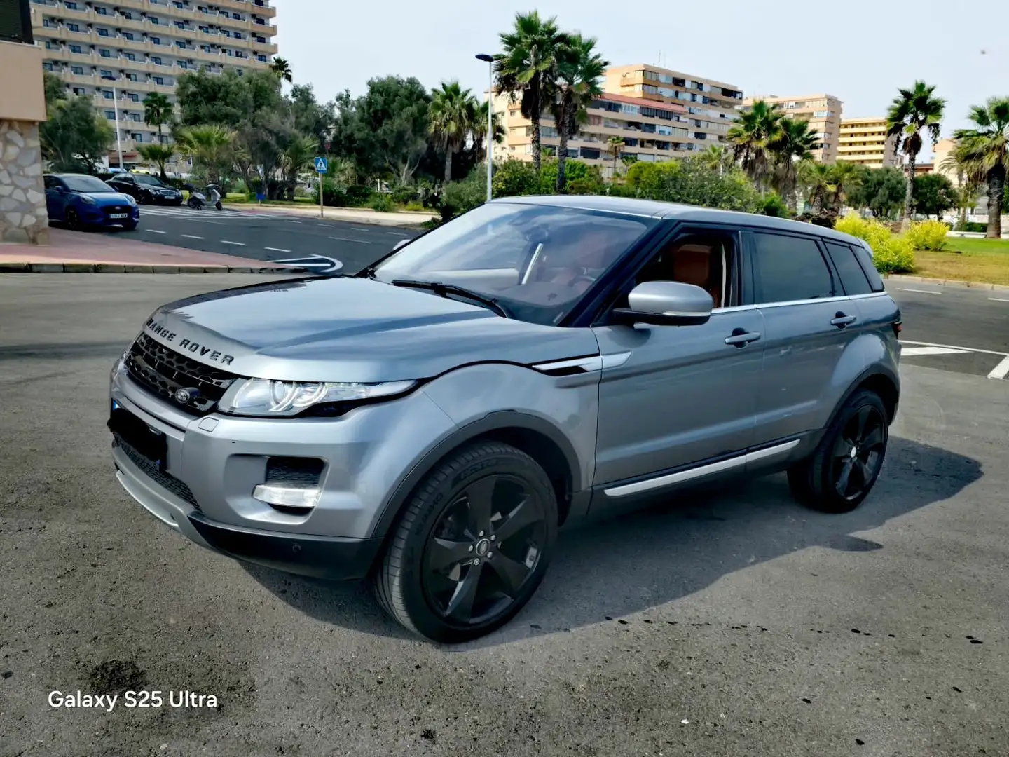Land Rover Range Rover Evoque 2.2L TD4 Pure Tech 4x4 Aut. - 1
