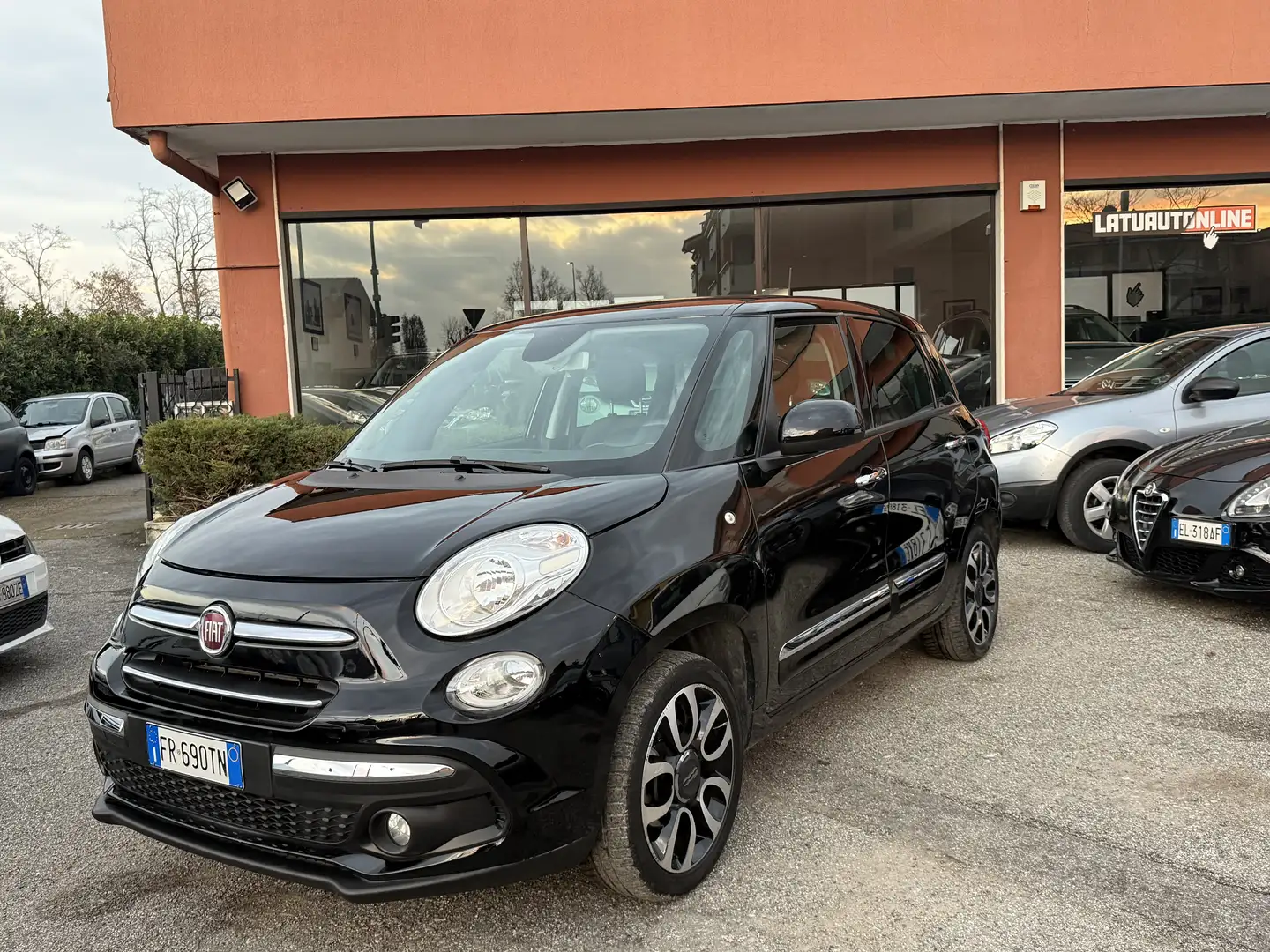 Fiat 500L 500L 2017 1.4 Lounge 95cv Noir - 1