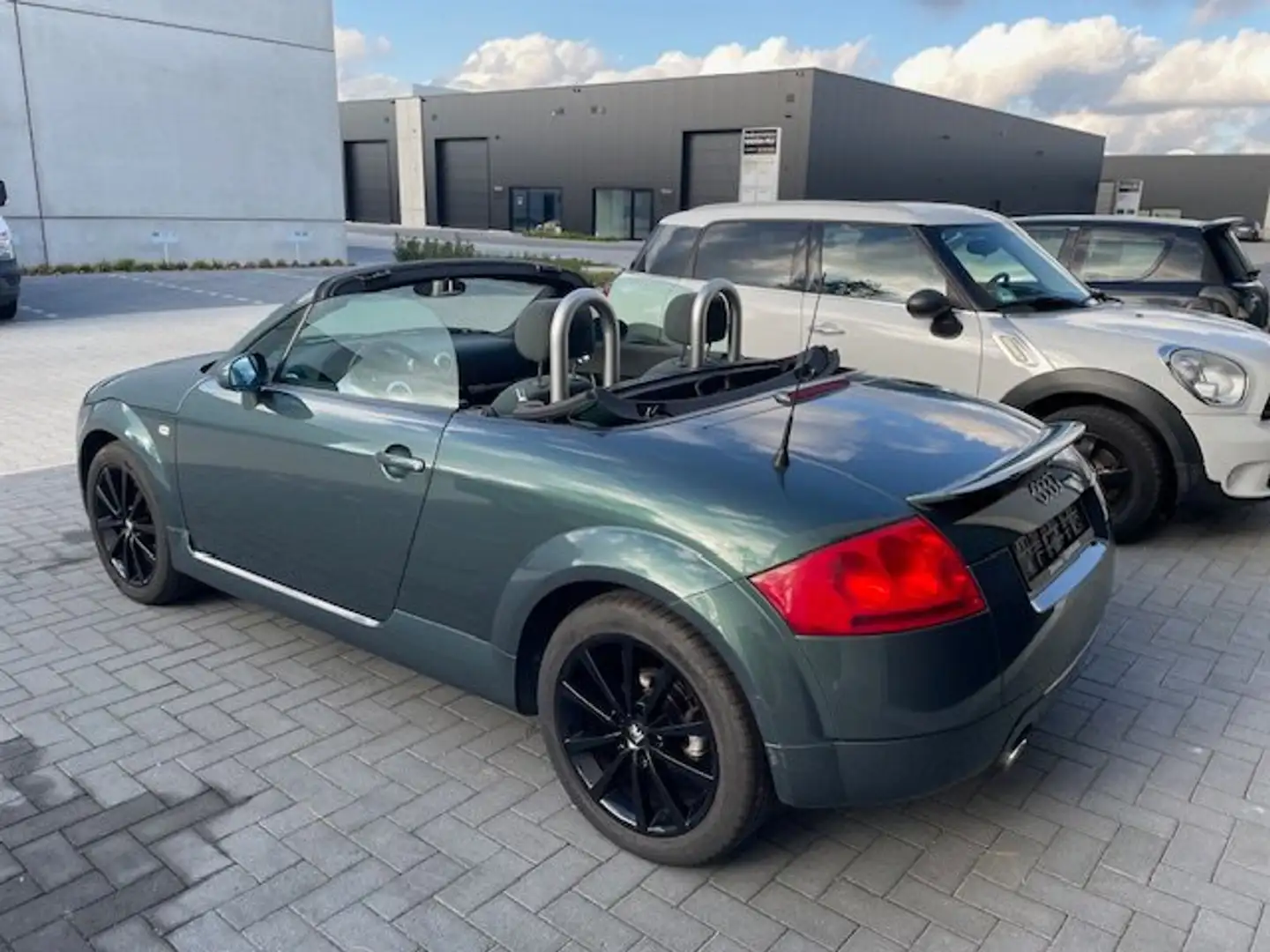 Audi TT TT Roadster 1.8 Turbo, 150 Pk, Zwarte velgen Vert - 1