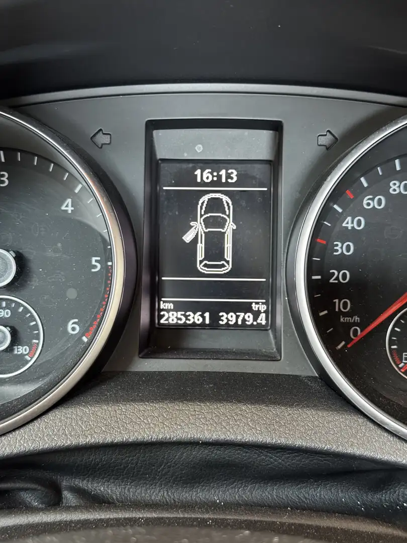 Volkswagen Golf highline - 1