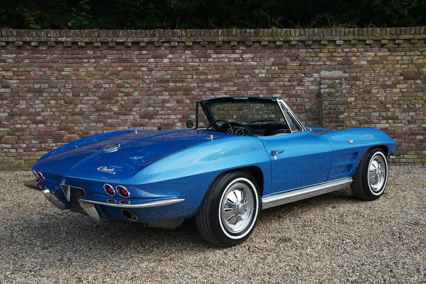 Corvette Stingray C2 Convertible Restored condition, In the shade of Azul - 2
