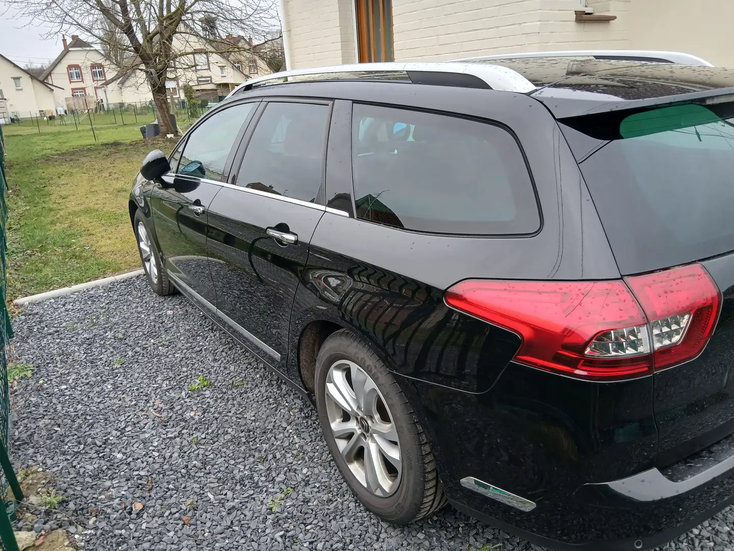 Citroen C5 C5 Tourer HDi 115 Confort Noir - 1