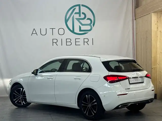 Mercedes-Benz A view 6