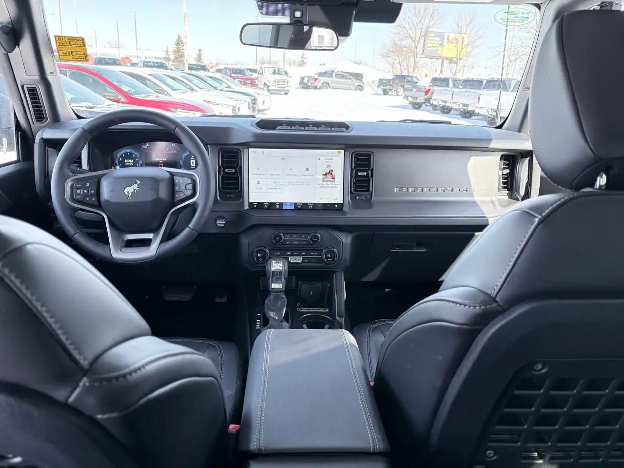 Ford Bronco снимка Ford Bronco
