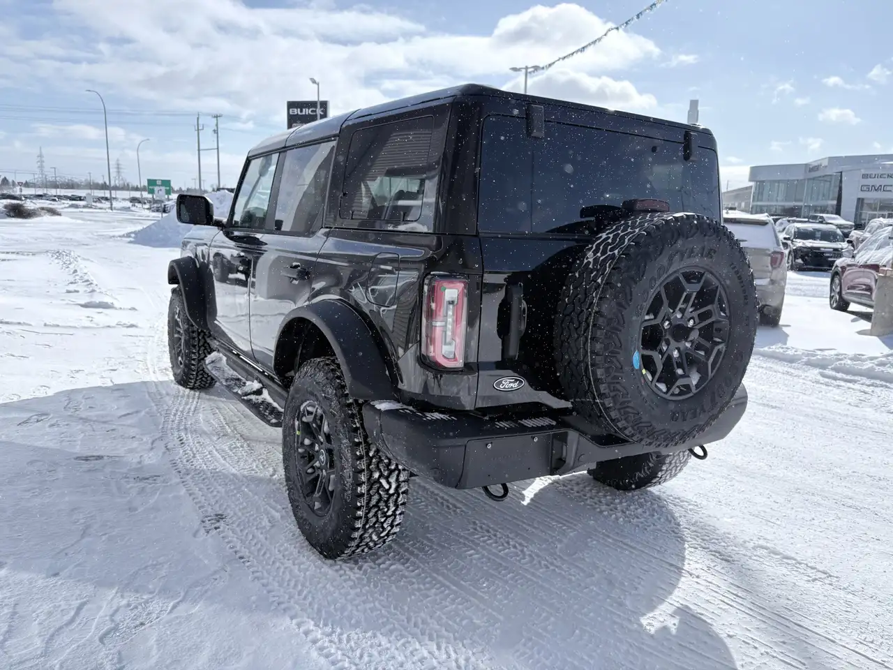 Ford Bronco снимка Ford Bronco