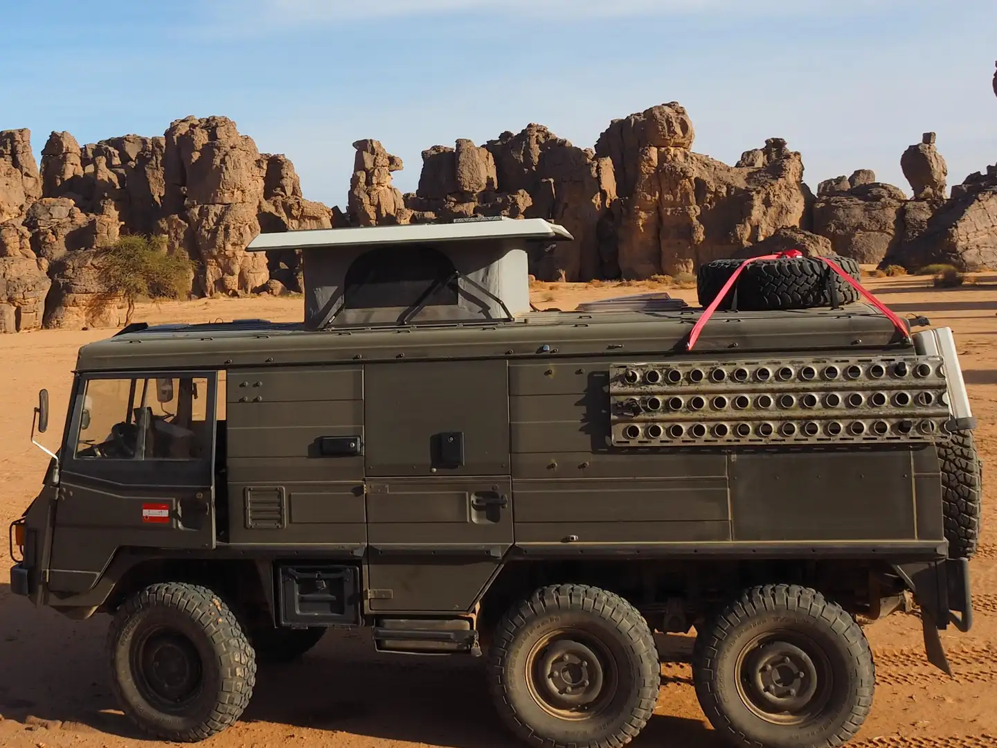 Puch Pinzgauer 712K Expeditionsfahrzeug Grün - 2