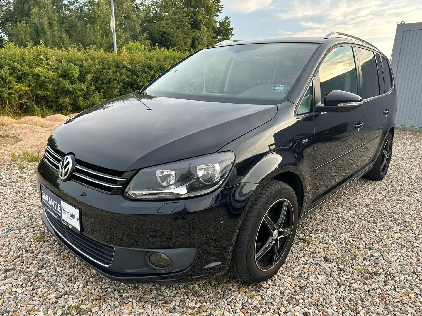 Volkswagen Touran *Cup*1.2TSI*NAV*MEDIA*WINTERPAK*8FACH*VOLL Schwarz - 1