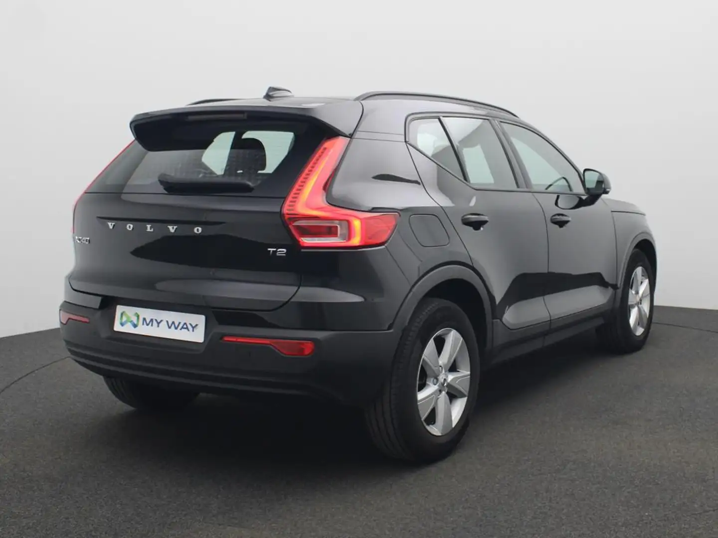 Volvo XC40 1.5 T2 Essential Black - 2