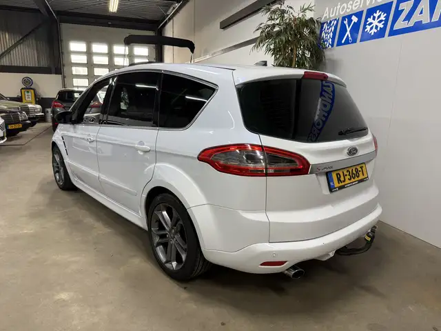 Ford S-Max view 6
