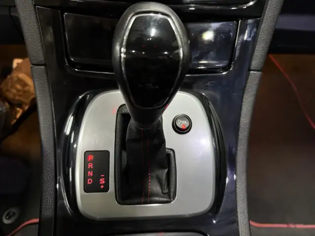 Ford S-Max view 14