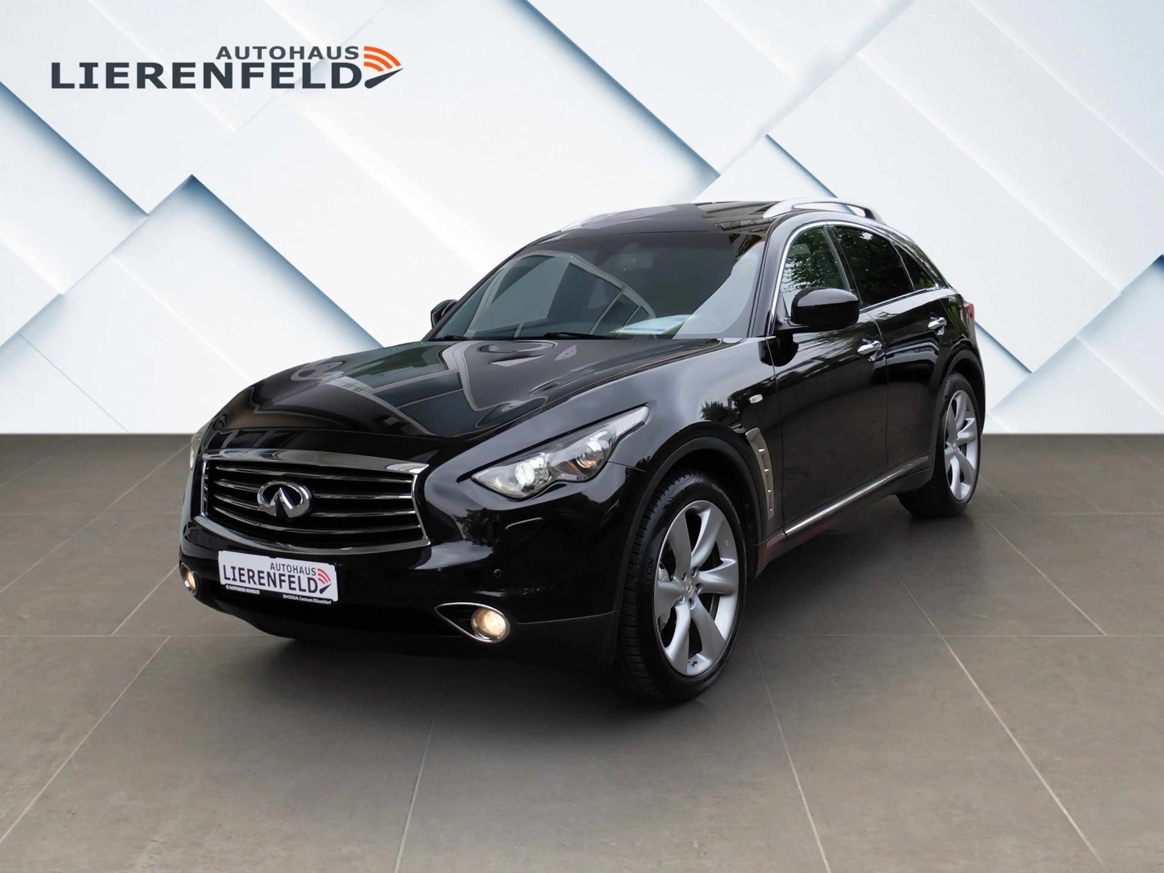 Infiniti FX 30d GT Scheckheftgepflegt