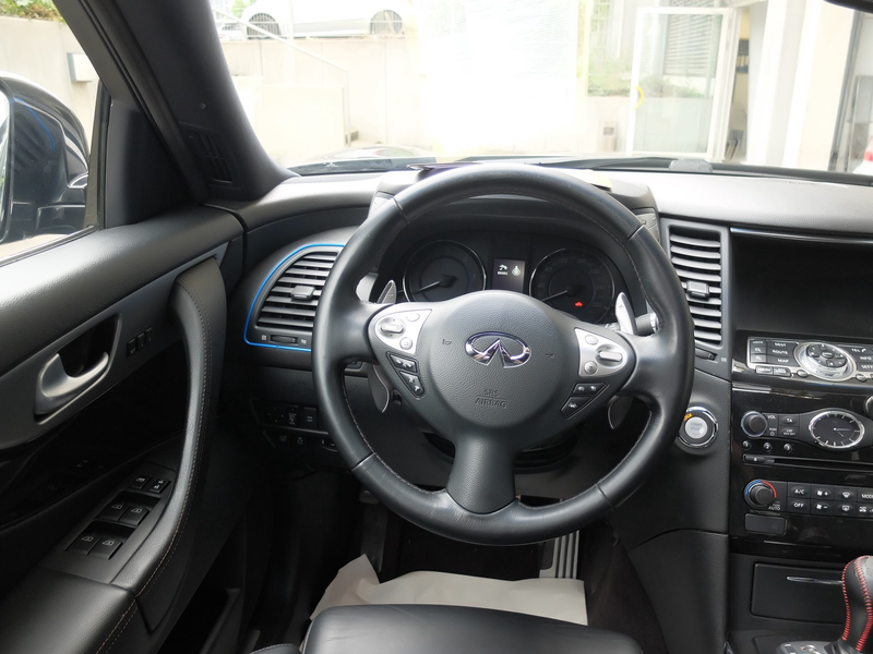 Infiniti FX 30d GT Scheckheftgepflegt — photo 12